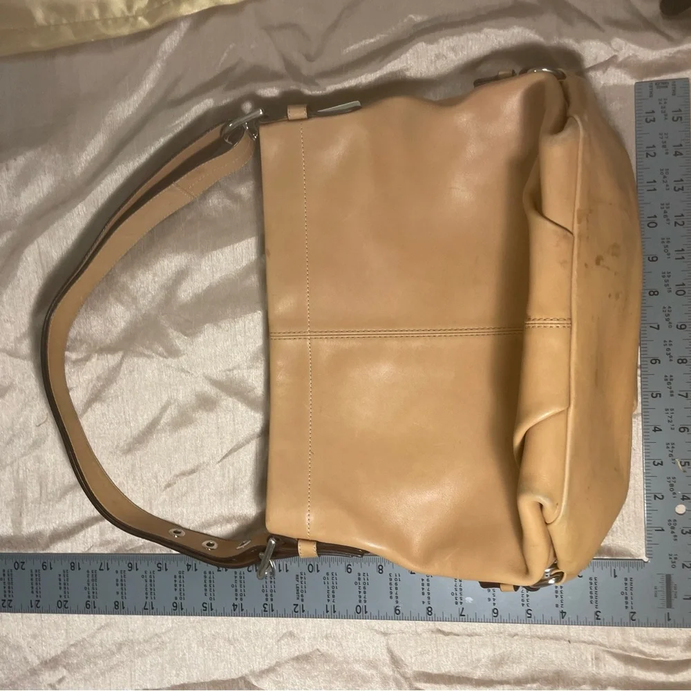 Tan Coach Leather Shoulder Bag